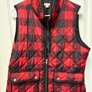 Aspen Women's Red and Black Quilted Vest